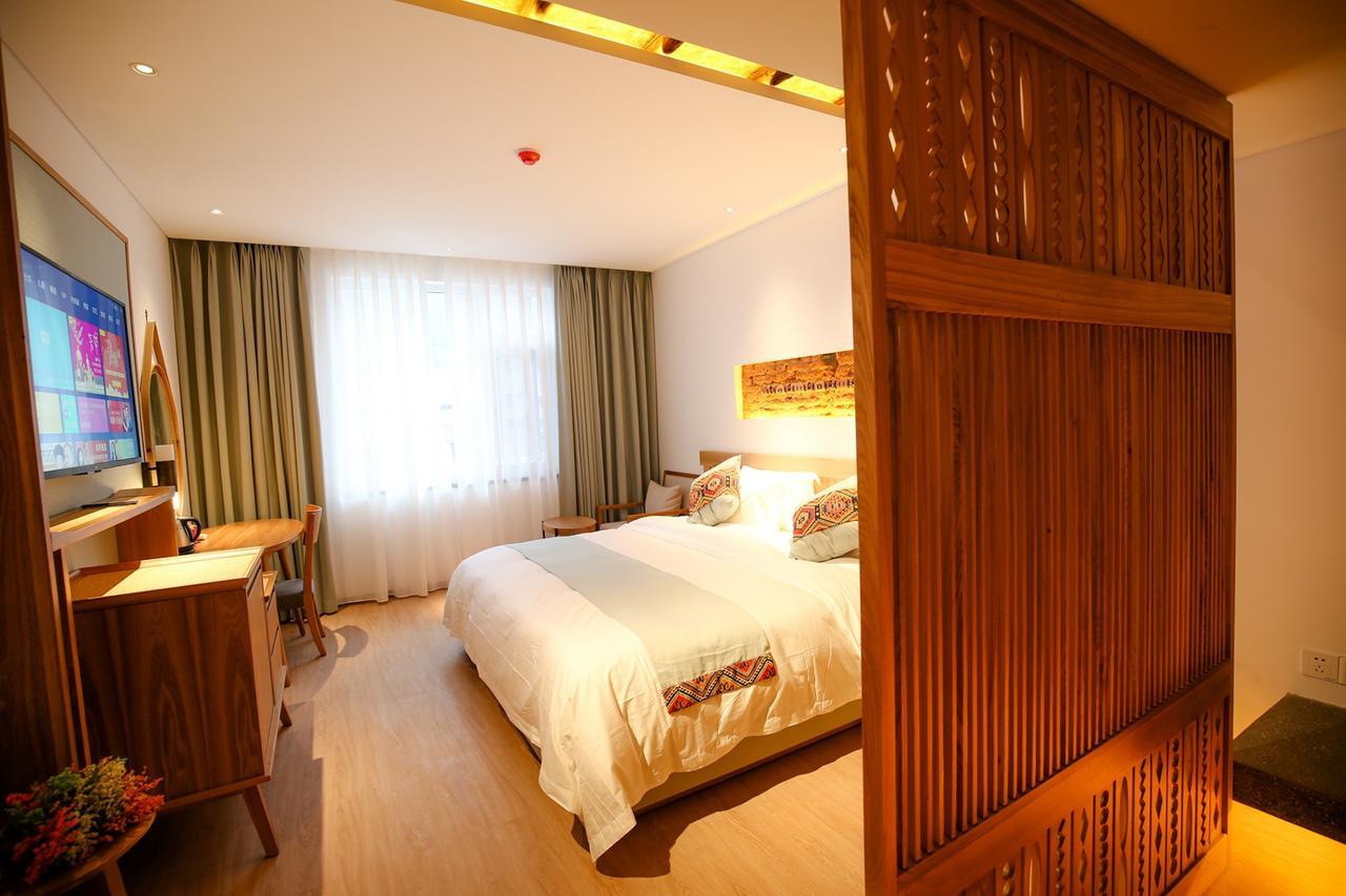 Suoxishanju Light Luxury Resort Hotel จางเจียเจี้ย ภายนอก รูปภาพ