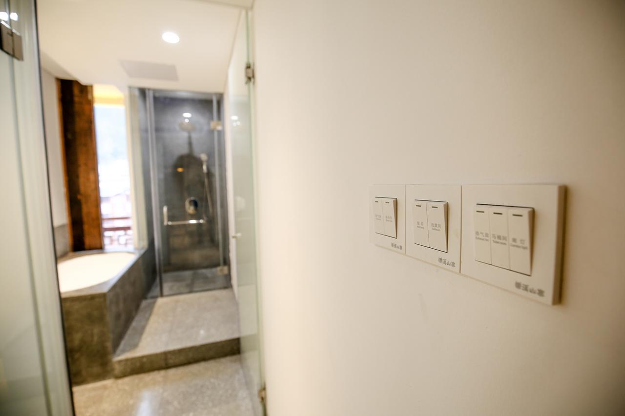 Suoxishanju Light Luxury Resort Hotel จางเจียเจี้ย ภายนอก รูปภาพ