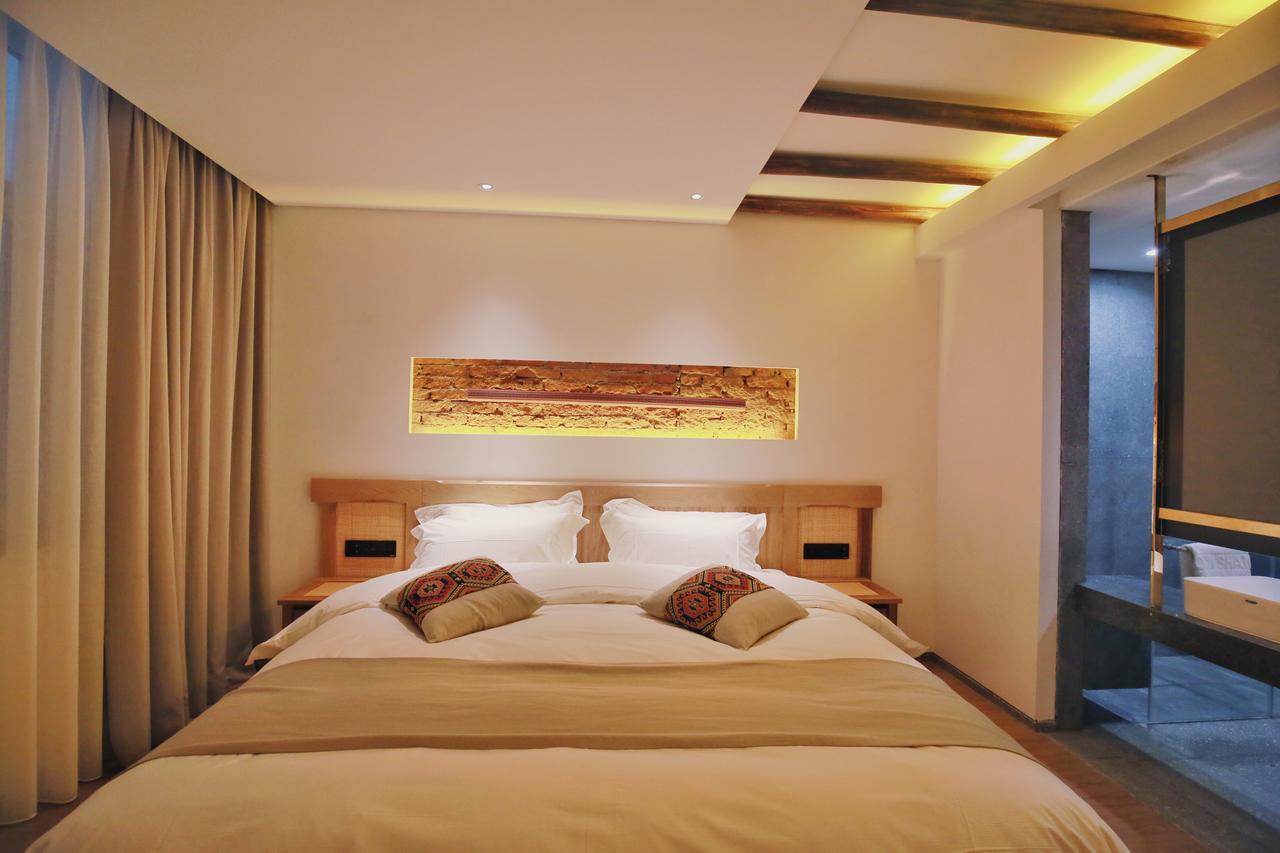 Suoxishanju Light Luxury Resort Hotel จางเจียเจี้ย ภายนอก รูปภาพ