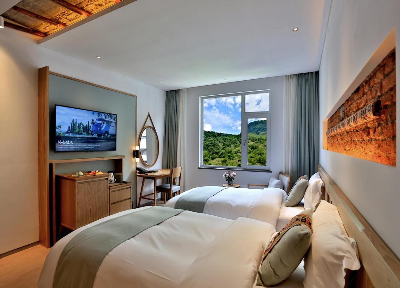 Suoxishanju Light Luxury Resort Hotel จางเจียเจี้ย ภายนอก รูปภาพ