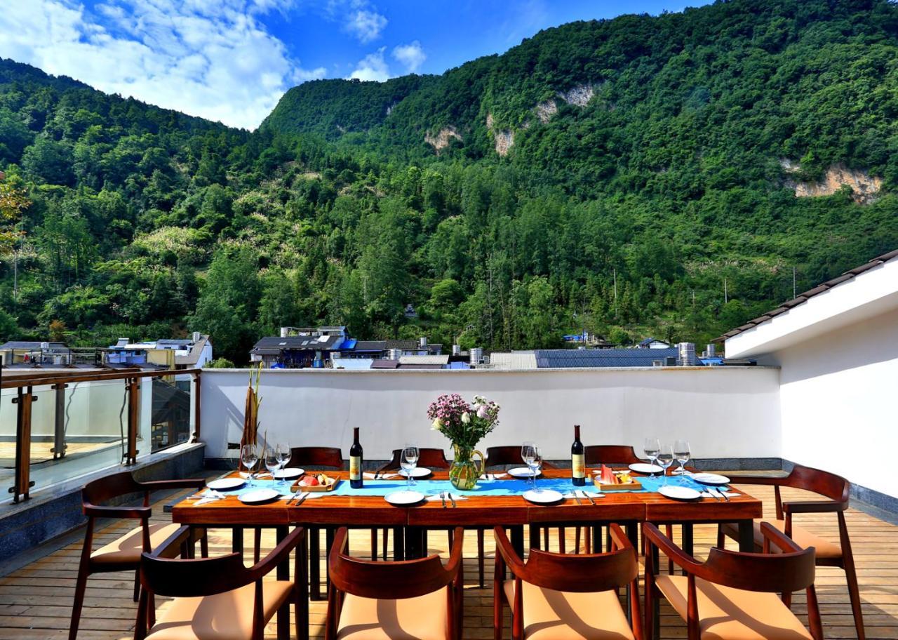 Suoxishanju Light Luxury Resort Hotel จางเจียเจี้ย ภายนอก รูปภาพ