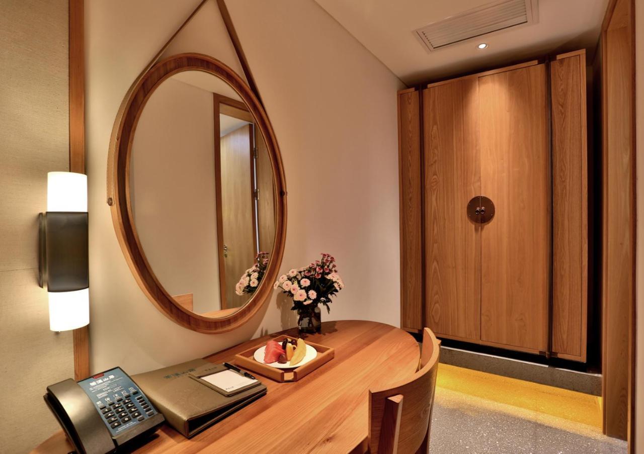 Suoxishanju Light Luxury Resort Hotel จางเจียเจี้ย ภายนอก รูปภาพ